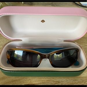 Kate Spade sunglasses in excellent condition.
